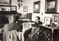 Император Кирилл Владимирович в гостиной Кер Аргонид перед камином
