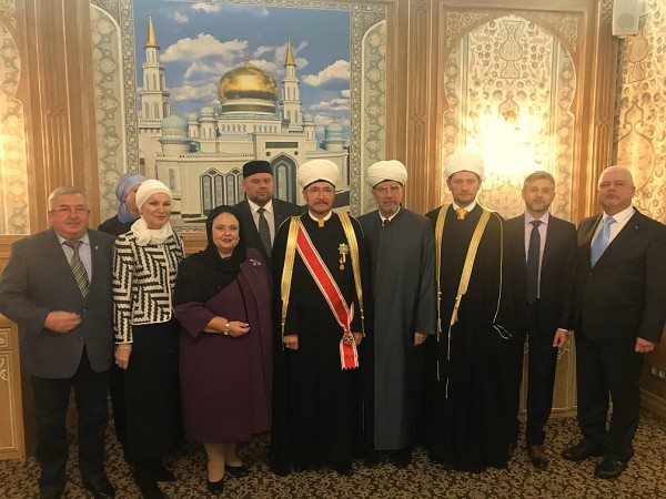 The Head of the House of Romanoff visits the Moscow Cathedral Mosque